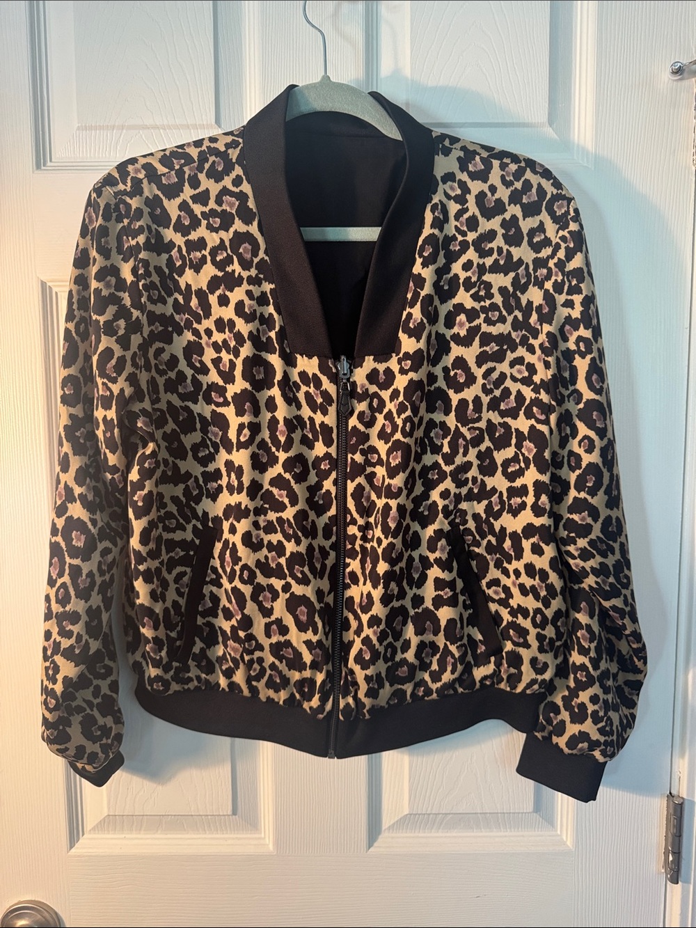 Stella & Dot Leopard Print Reversible Bomber Jacket - Black & Tan - Women M